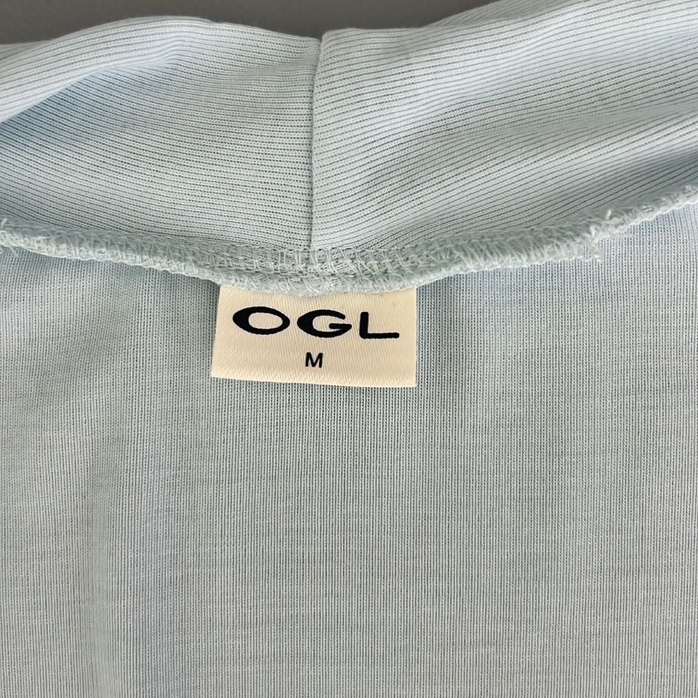 NWT OGL Eco-SkinKiss® Airy Surplice Top Size M - Picture 3 of 4